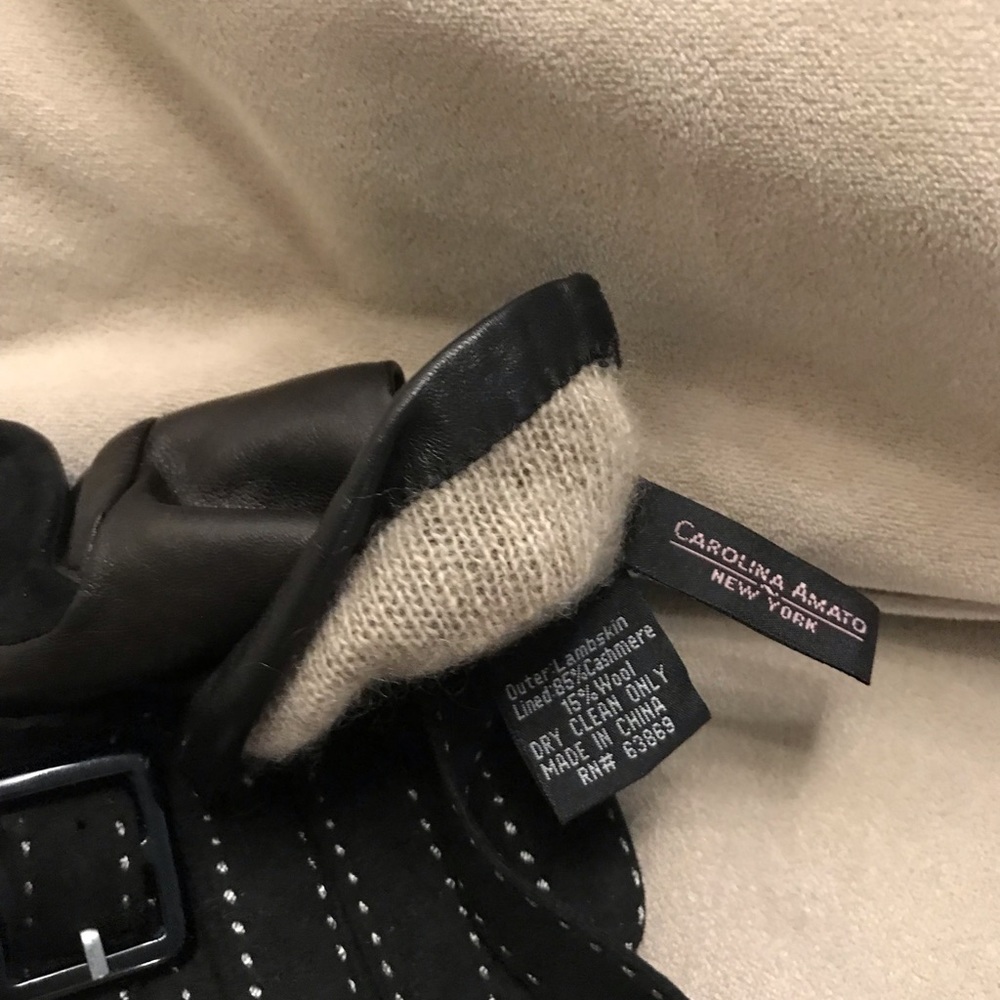 Carolina Amato gloves - Picture 3 of 3